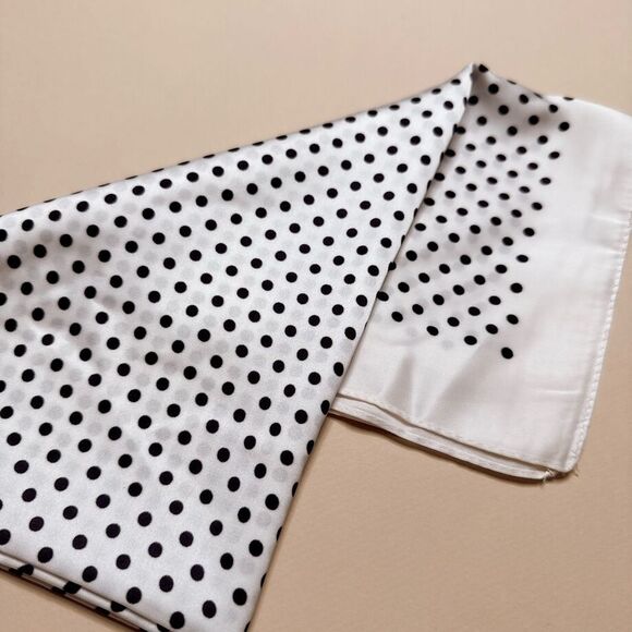 Polka Dot Scarf G27 - Picture 4 of 4